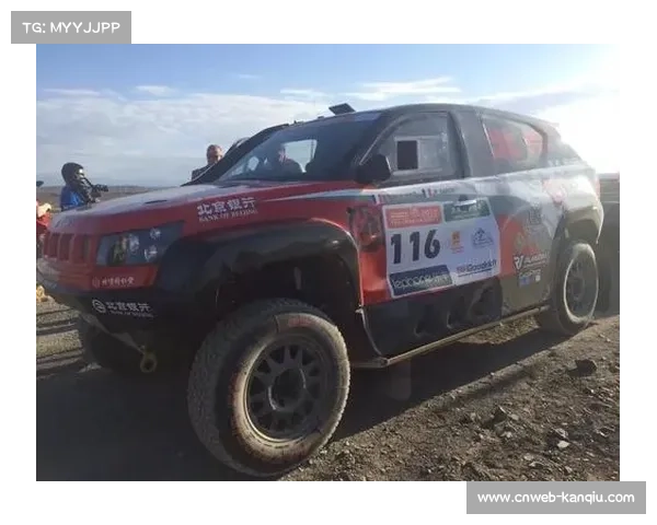 外卖骑手陈浩的足球双面人生：日送三十单，夜赛五十米